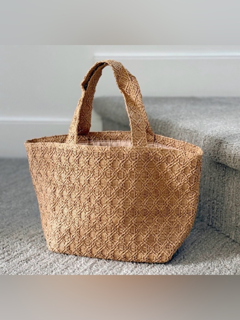 Dior Raffia-Style Woven Mini Tote Bag| Beige | From Beauty
Limited Edition - Picture 8 of 9